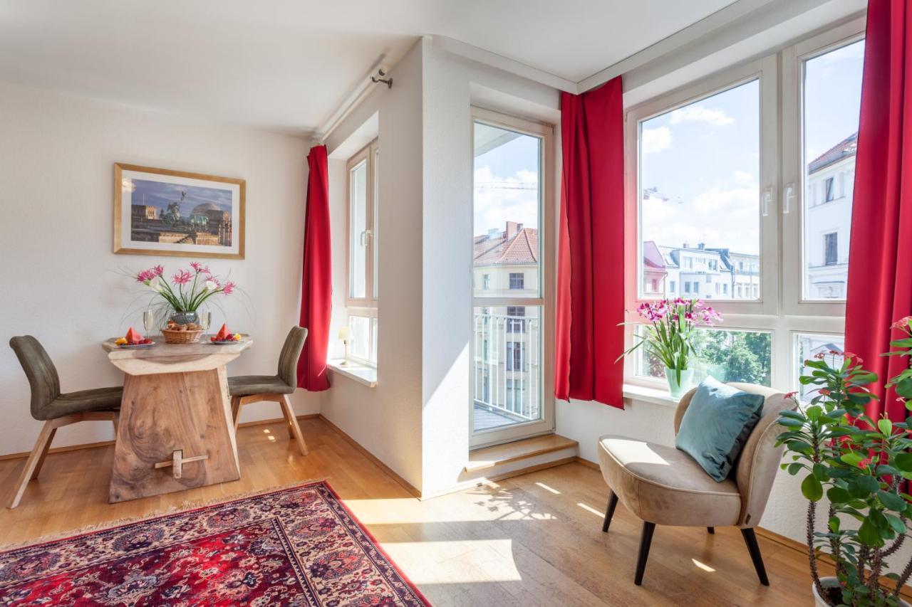 Schoenes Studio In Downtown Mitte Mit Balkon ベルリン エクステリア 写真