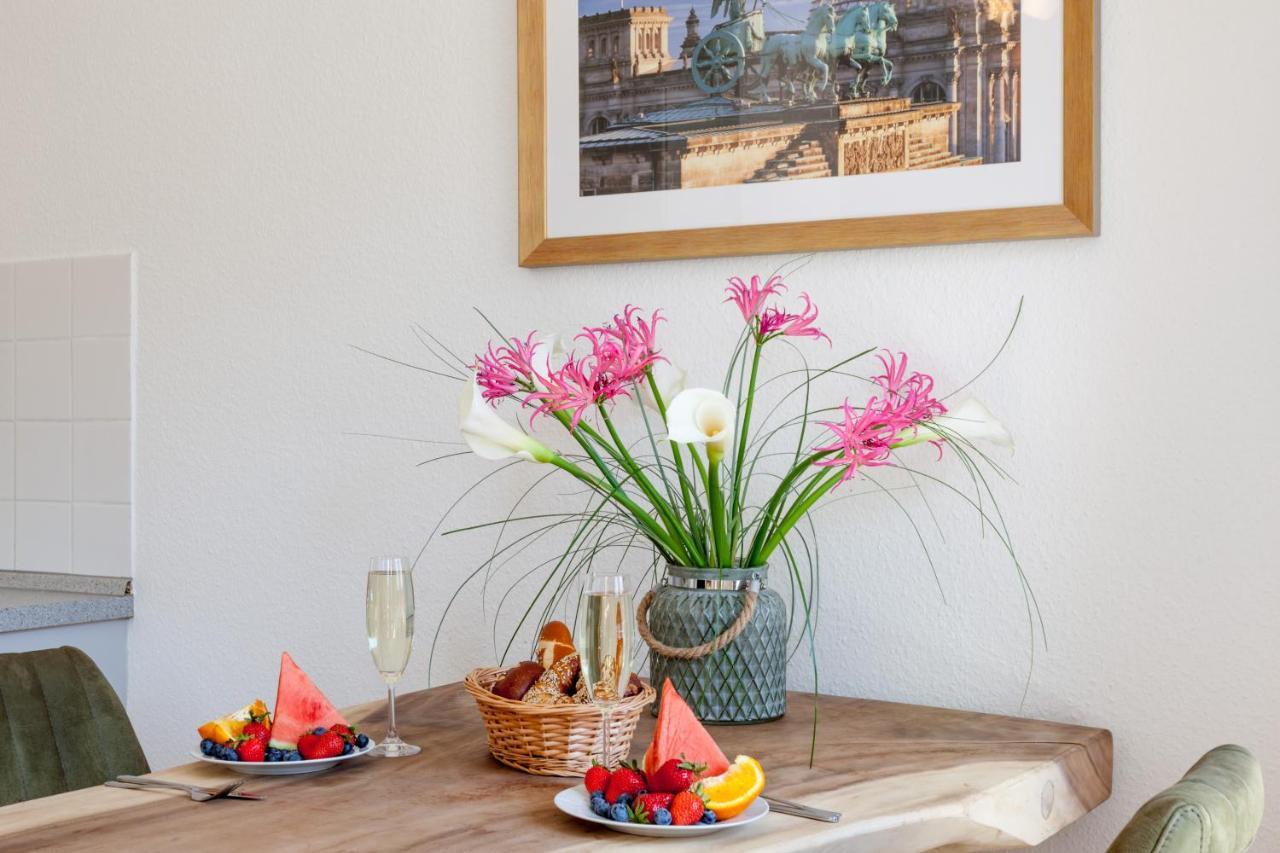 Schoenes Studio In Downtown Mitte Mit Balkon ベルリン エクステリア 写真